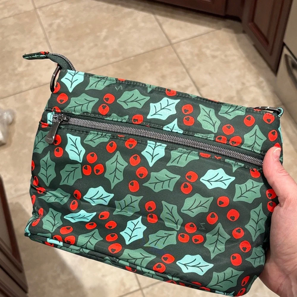 Lug Crossbody - Picture 2 of 7